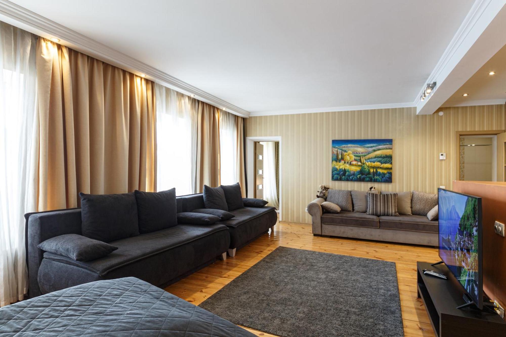 DaugavaLuxApartments Free Parking Riga Buitenkant foto
